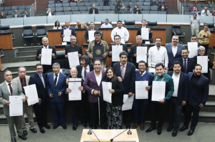 Reconocen en el Senado de la República a 'Leyendas de la Marimba Chiapaneca'. FOTO: Senado