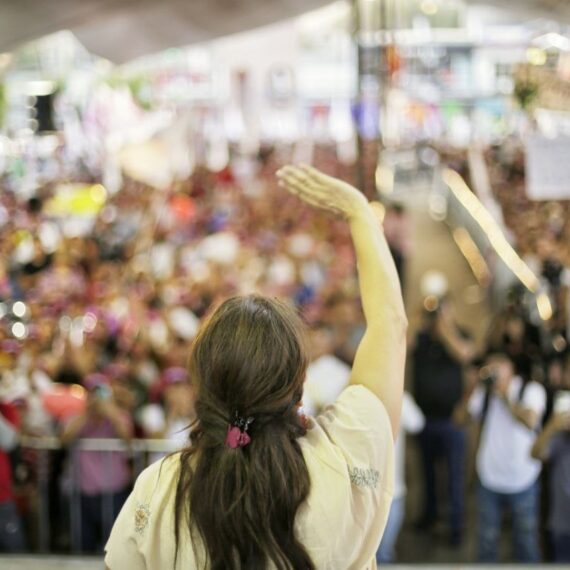 Los empresarios formales en la Ciudad de México agrupados en la Coparmex ya están listos para reunirse con los tres candidatos a la Jefatura de Gobierno para presentarles sus propuestas y exigencias, que esperan sean atendidas y resueltas por quien gane las elecciones el próximo 2 de junio.