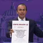 En su mensaje final, el candidato a alcalde de Cuajimalpa, Carlos Orvañanos asestó el golpe que noqueó a su adversario, Gustavo Mendoza, candidato de Morena: se refirió a su grupo político como "Cartel Dragón". FOTO: Tomada del video del debate