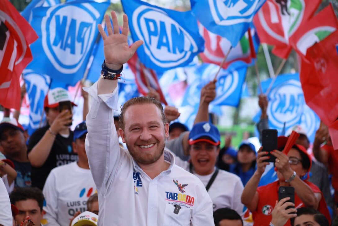 Este fin de semana, el candidato de la alianza Va X la Ciudad de México a la Jefatura de Gobierno, Santiago Taboada cerró campaña en la mitad de las Alcaldías, en donde tristemente pudo verse que hay zonas de anormalidad democrática en la Ciudad de México, lo que no había ocurrido desde 2000, cuando comenzó a elegirse en las urnas a los jefes delegacionales que desde 2018 son los alcaldes. FOTO: Especial