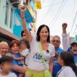 Lía Limón, candidata de la alianza “Va x la CDMX”, conformada por el PAN, PRI y PRD, sentenció que Morena sabe que va a perder la elección por lo que “ni sacando a la calle a servidores públicos, ni retirando la propaganda de la oposición” va a conseguir revertir la tendencia actual hacia el éxito. FOTO: Especial