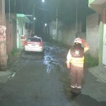 Asimismo, personal de Operación Hidráulica se encuentra en la calle La Virgen, San Miguel Topilejo, para disminuir los niveles de agua acumulada, por medio de un vehículo hidroneumático (Vactor).